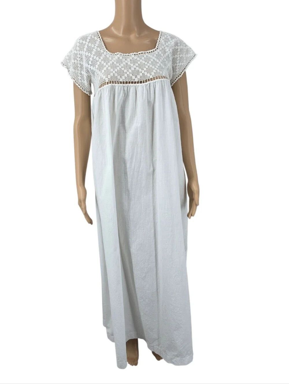 Edwardian White Crochet Yoke Cotton Nightgown Dress 1910s 1920s Antique Vintage